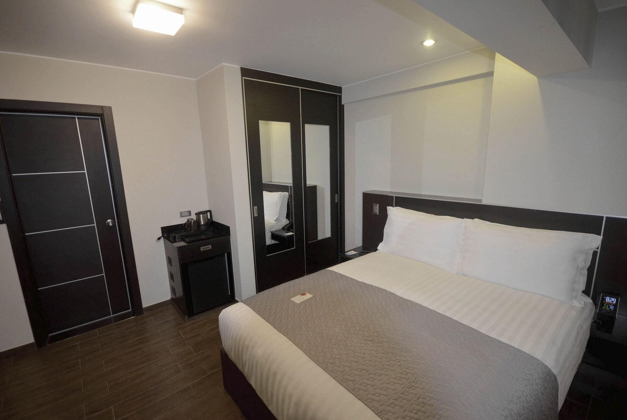 Qp Hotels Trujillo Exteriér fotografie